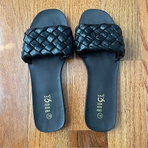 ROGUE woven slide sandals